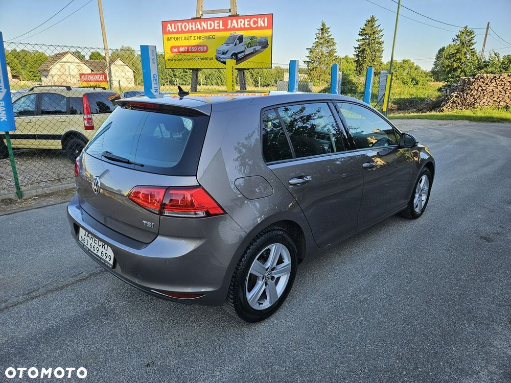 Volkswagen Golf - 4