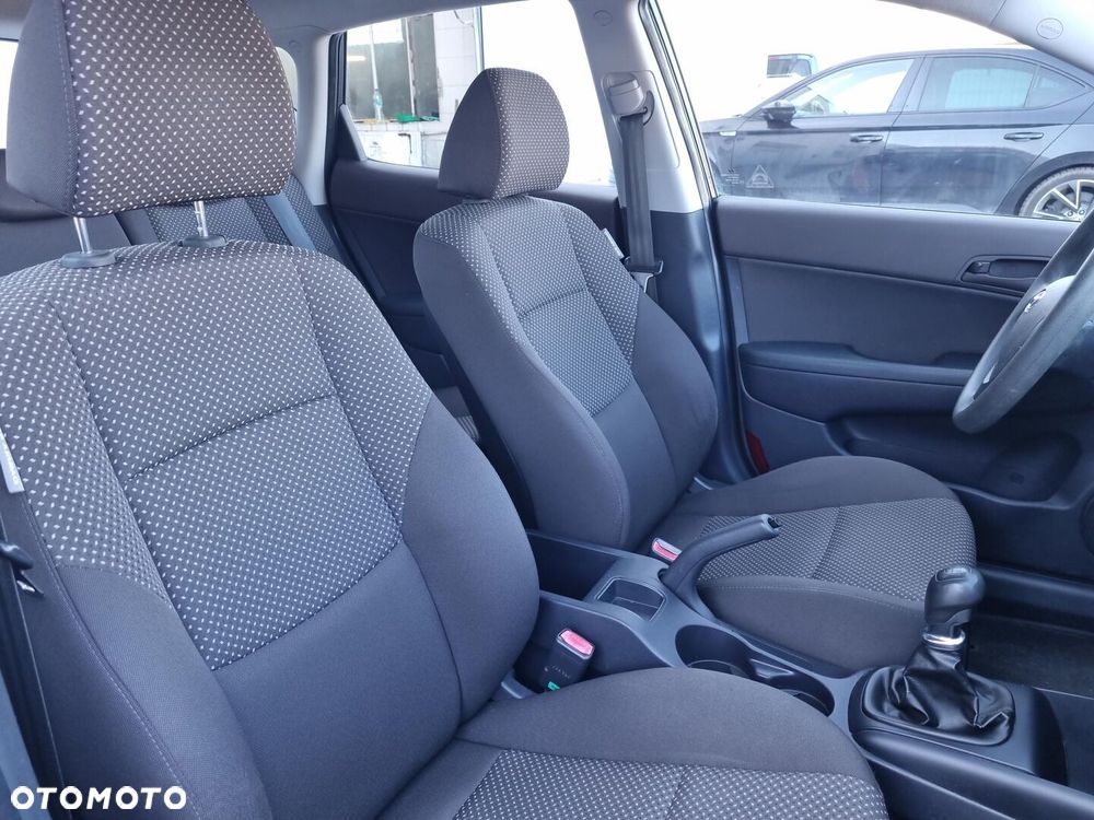 Hyundai i30 1.4 Base - 10