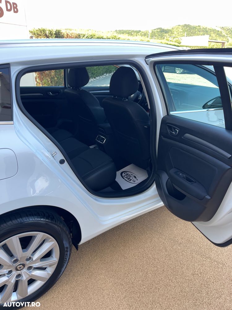 Renault Megane BLUE dCi EDC Intens - 25