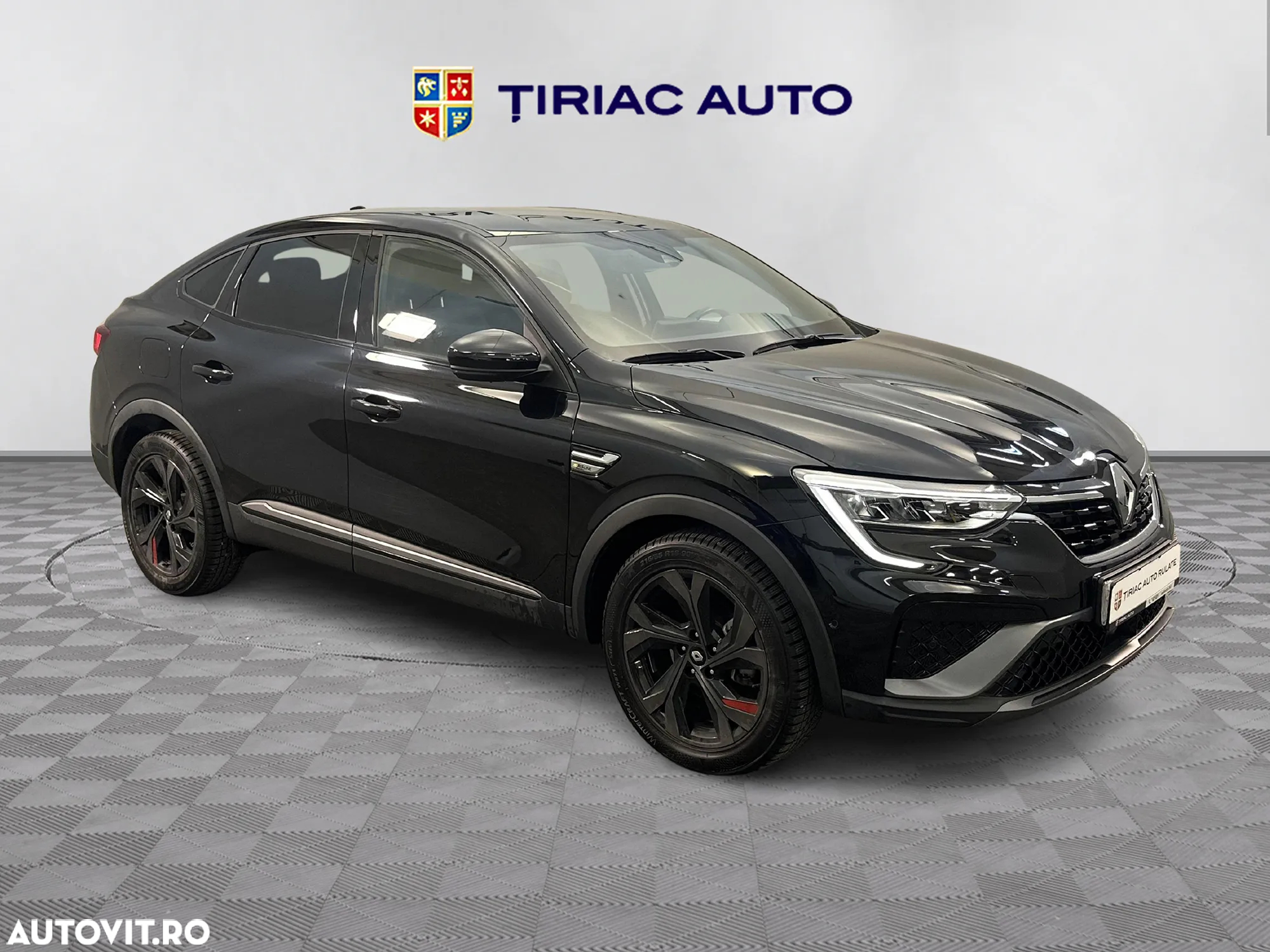 Renault Arkana E-TECH Hybrid RS Line - 7