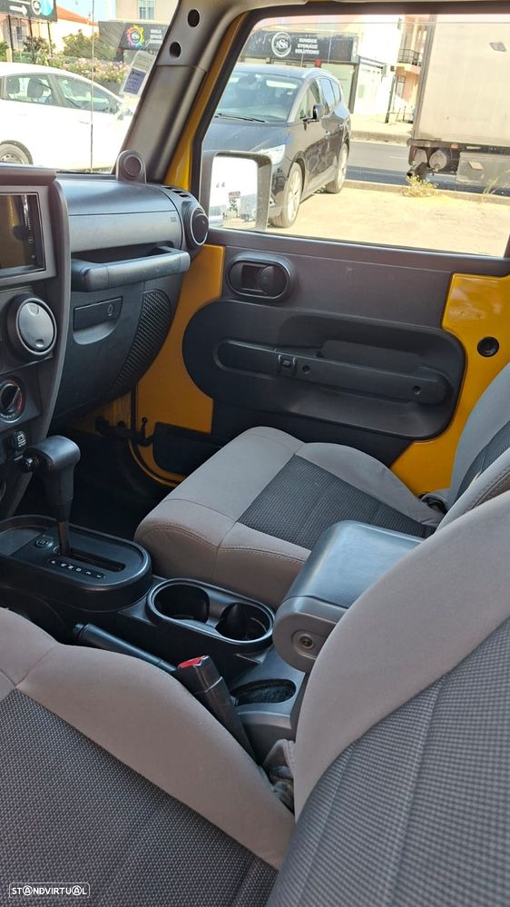 Jeep Wrangler 2.8 CRD ATX Sport - 7