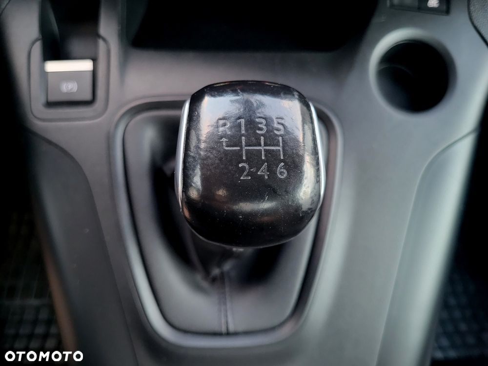 Opel Combo - 24