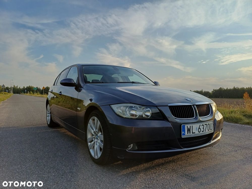 BMW Seria 3 320i - 3