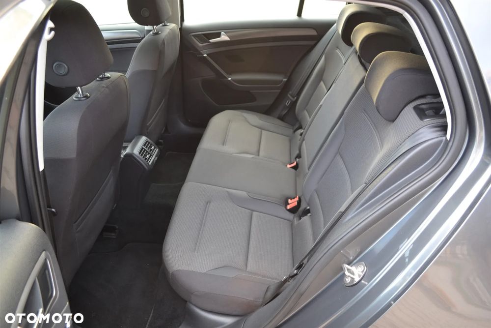 Volkswagen Golf VII 1.6 TDI BMT Comfortline - 12