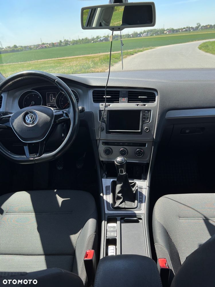 Volkswagen Golf 1.6 TDI BlueMotion Trendline - 5