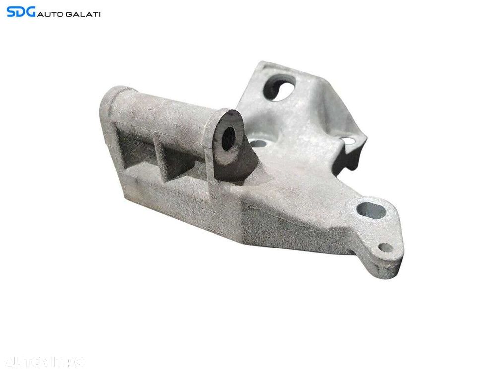 Suport Alternator Renault Clio 2 1.2 Benzina 1998 - 2012 Cod 7700864288 [N3842] - 2