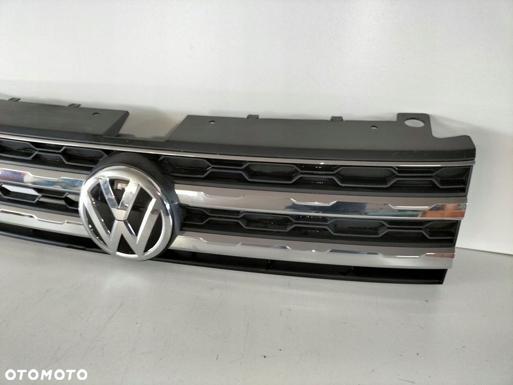 atrapa kratka grill vw tharu 18- - 3