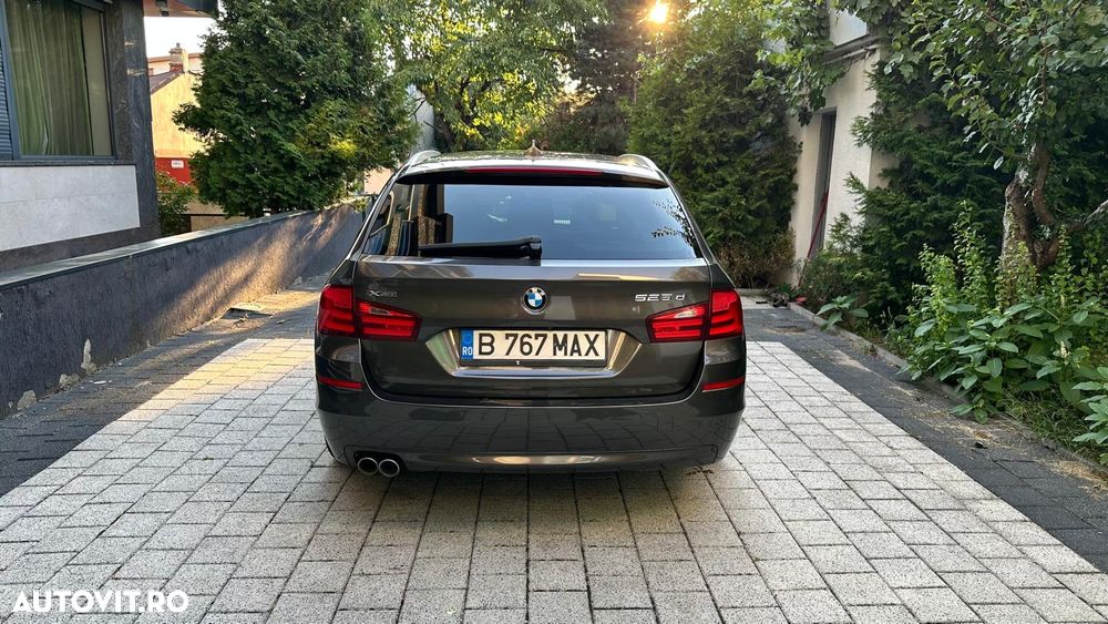 BMW Seria 5 525d xDrive Sport-Aut. - 9