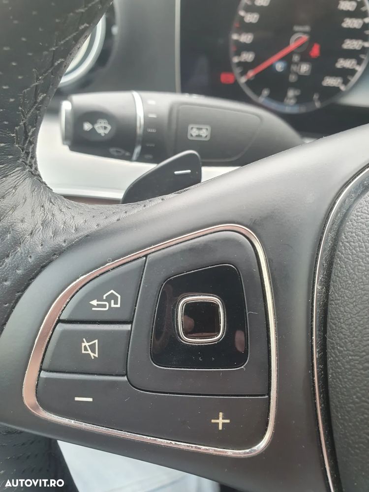 Mercedes-Benz E - 15