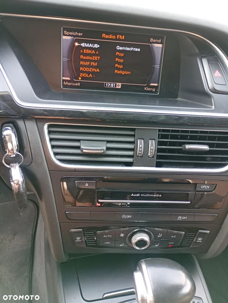 Audi A4 Allroad - 12