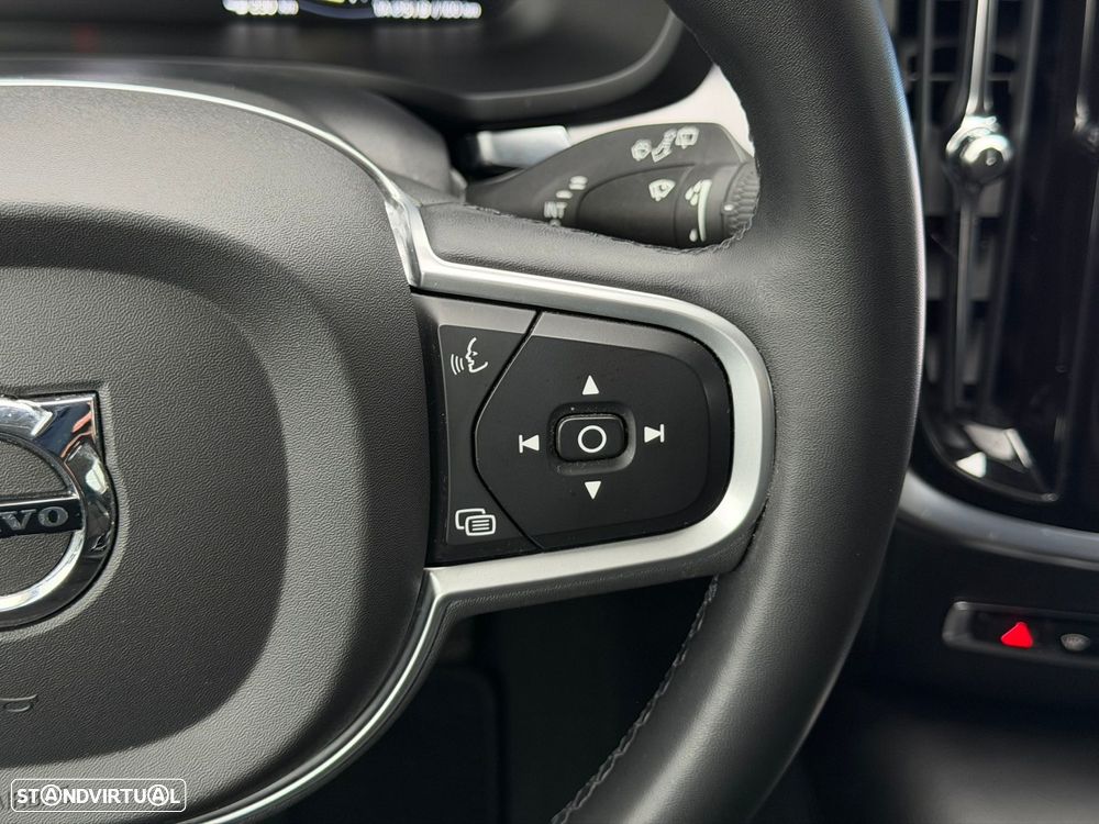 Volvo V60 2.0 T6 AWD TE Inscription Expression - 32