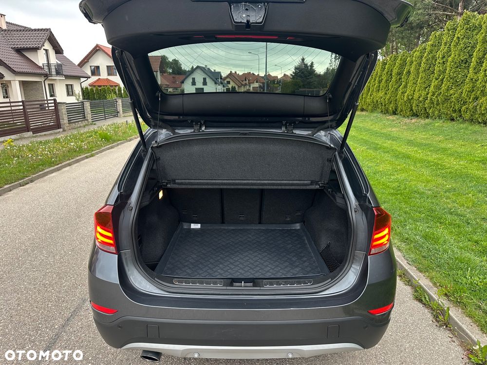BMW X1 sDrive18i Sport Line - 25
