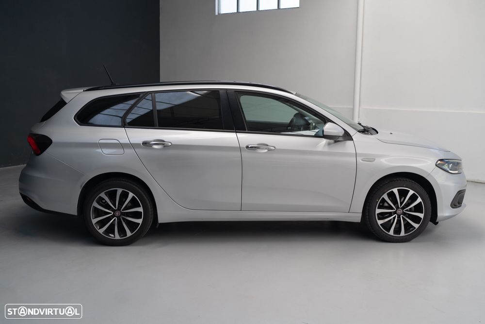 Fiat Tipo 1.3 M-Jet Lounge Tech J17 - 9