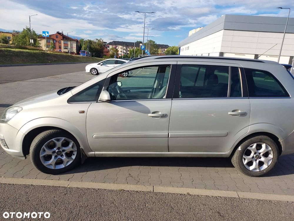 Opel Zafira - 5