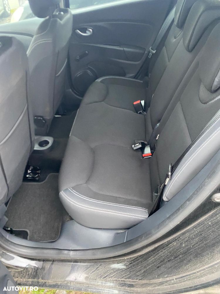 Renault Clio - 5