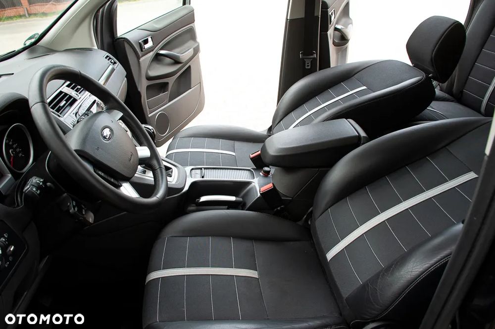 Ford Kuga 2.0 TDCi 4x4 Titanium - 18