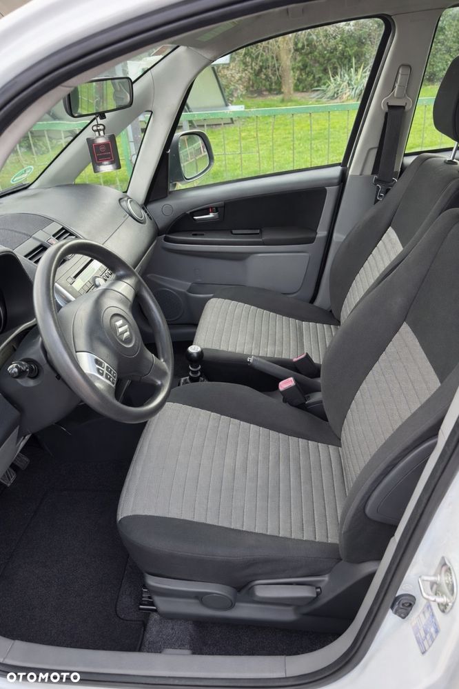 Suzuki SX4 Classic 2.0 DDiS 4x2 Club - 5