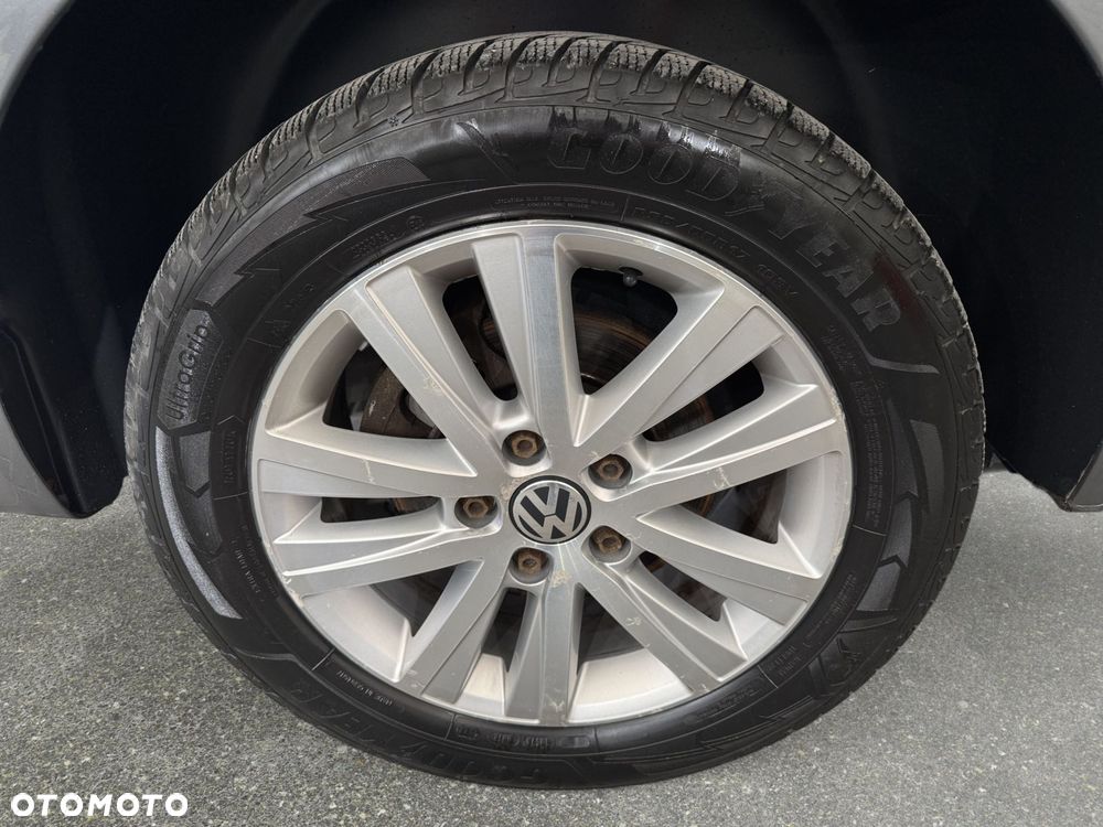 Volkswagen Multivan - 12