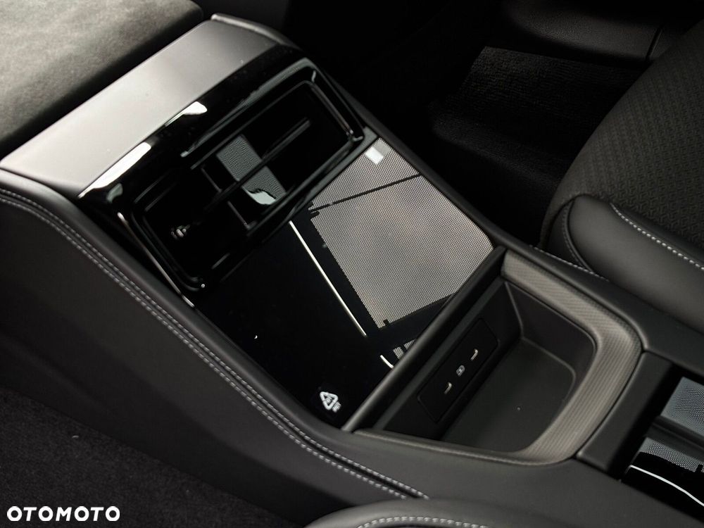 Porsche Panamera - 8