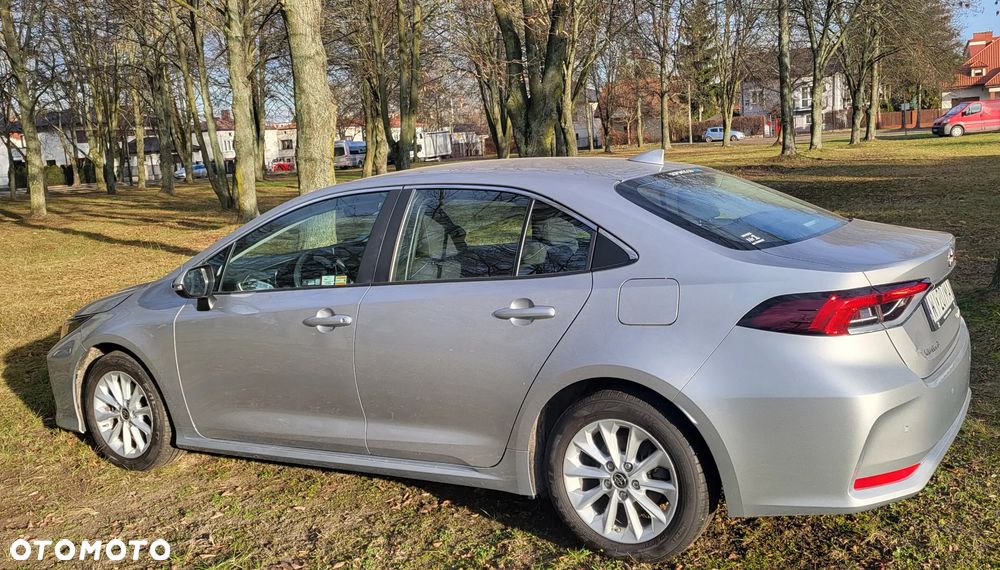 Toyota Corolla - 1