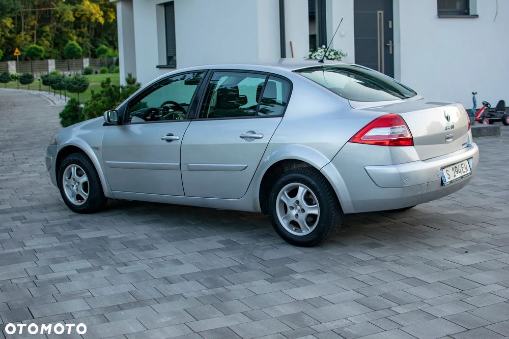 Renault Megane - 25