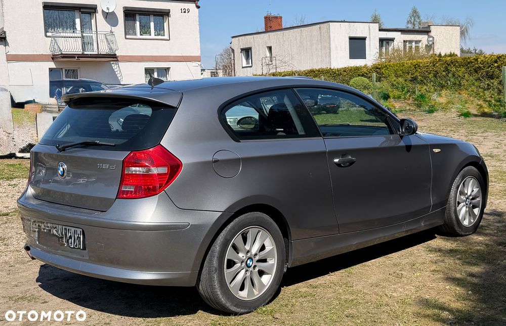 BMW Seria 1 118d - 6