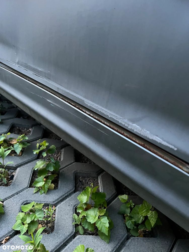 BMW Seria 3 318i - 15