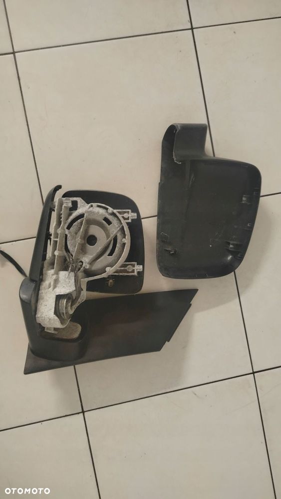 volkswagen caddy iii 2k 03r- lusterko prawe zewnętrzne 5 pinów - 7