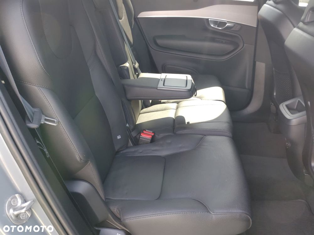 Volvo XC 90 - 19