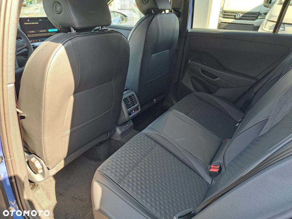 Volkswagen T-Roc 1.5 TSI R-Line DSG - 9