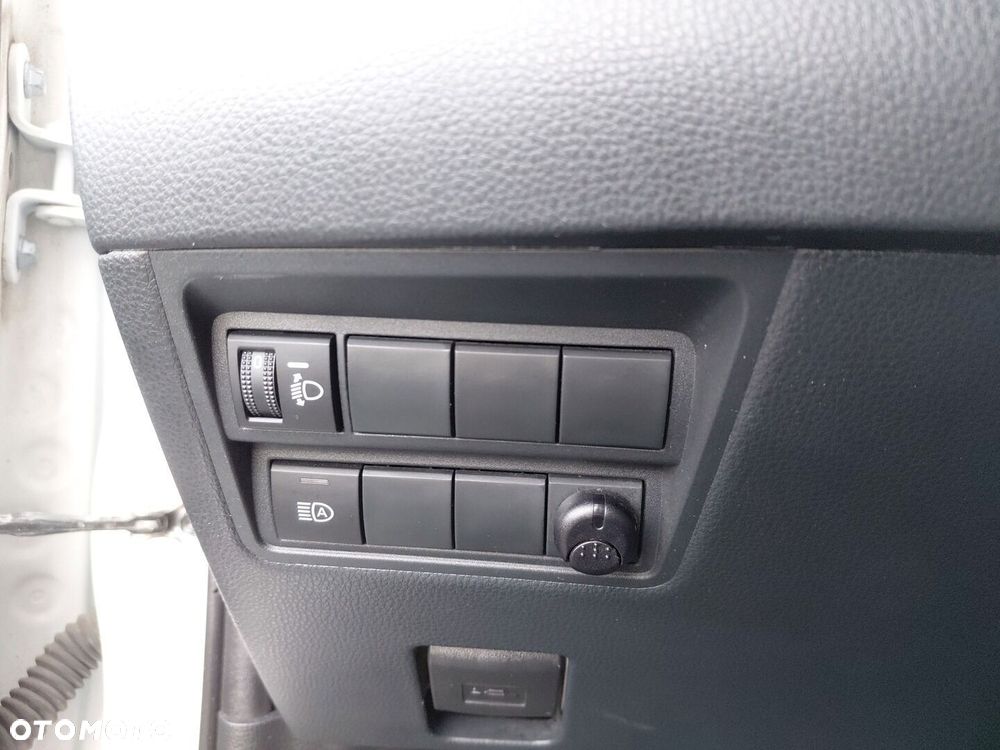 Toyota Yaris 1.5 Comfort - 21