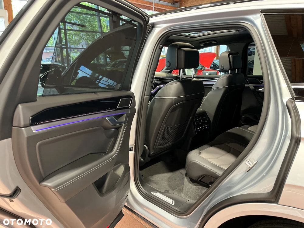 Volkswagen Touareg 3.0 V6 TDI SCR 4Mot Edition 20 - 34