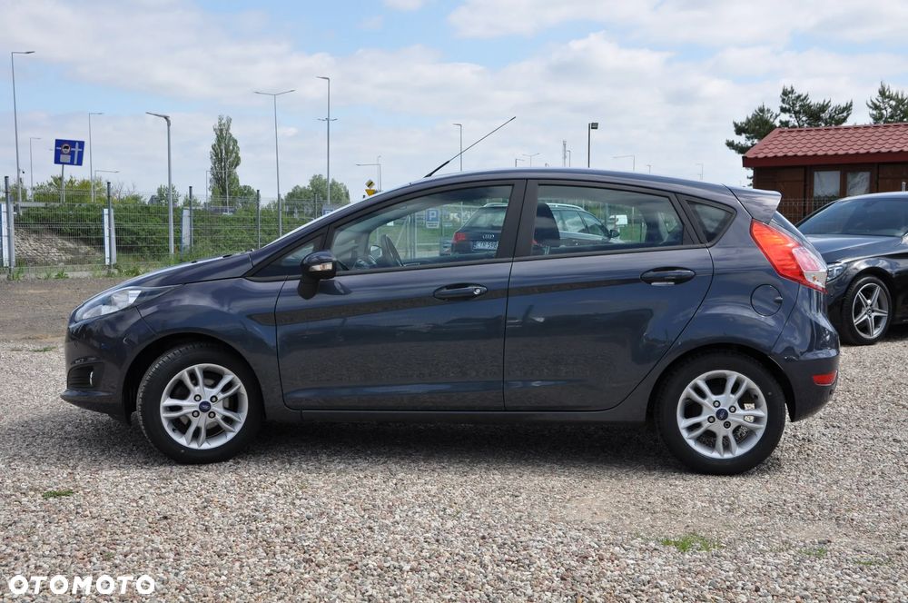 Ford Fiesta 1.25 Celebration - 7