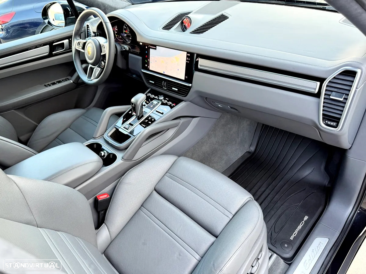Porsche Cayenne Coupé E-Hybrid - 27