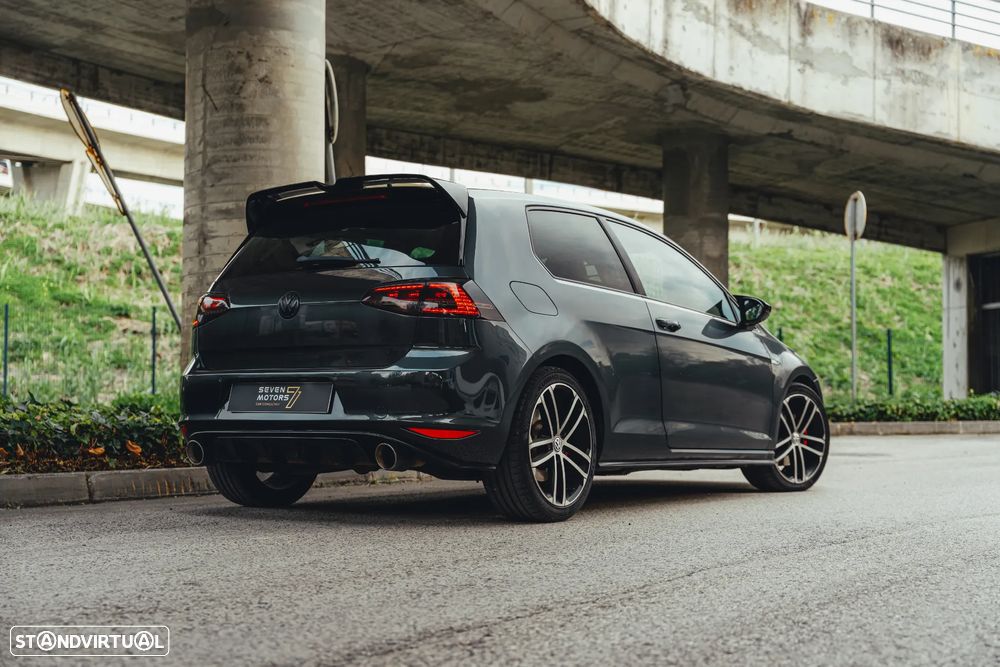 VW Golf 2.0 TDi GTD DSG - 7