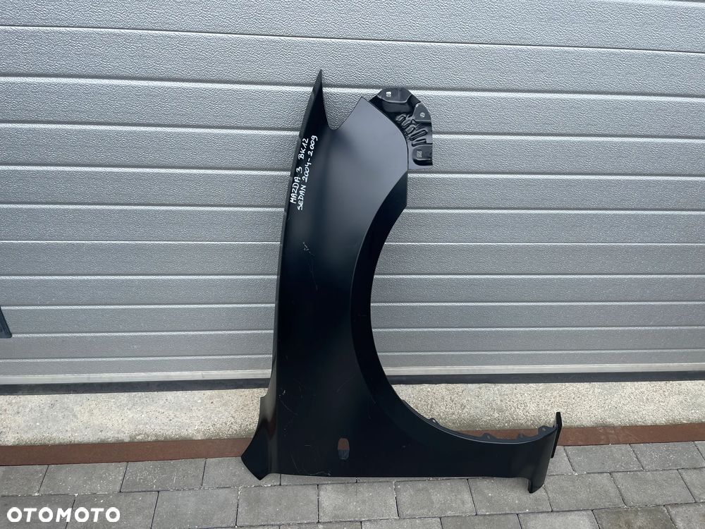 BŁOTNIK PRZEDNI PRAWY MAZDA 3 BK12 SEDAN  2004-2009 - NOWY - 1