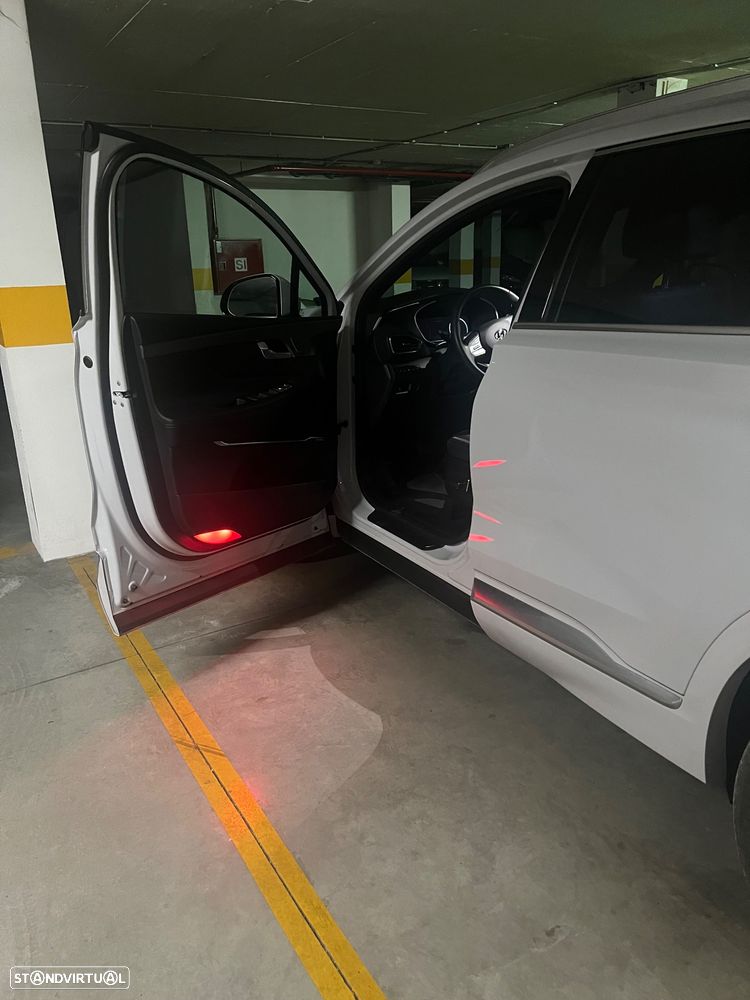 Hyundai Santa Fe 1.6 T-GDI HEV Vanguard - 10