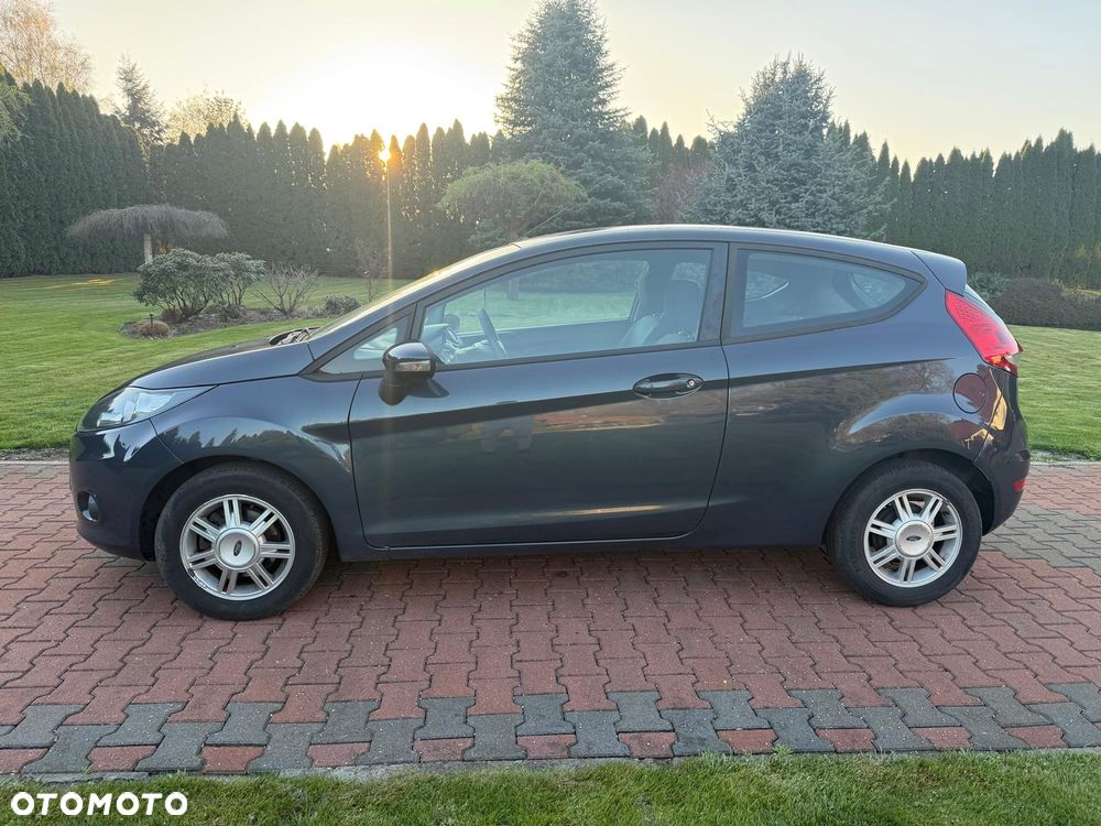 Ford Fiesta 1.4 TDCi Champions Edition - 9