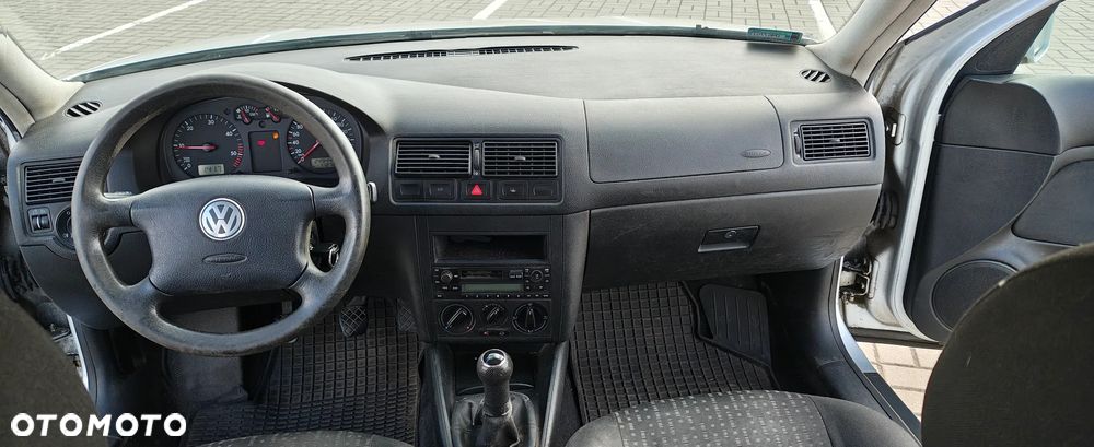Volkswagen Golf 1.9 TDI Trendline - 11