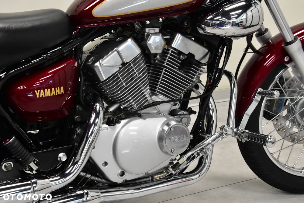 Yamaha XV - 24