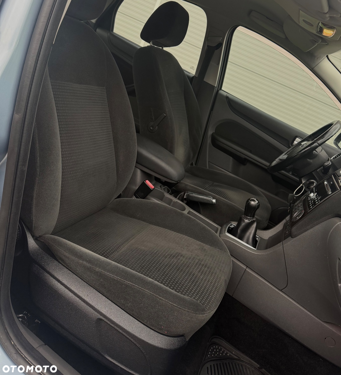 Ford Focus 1.6 Ghia - 22