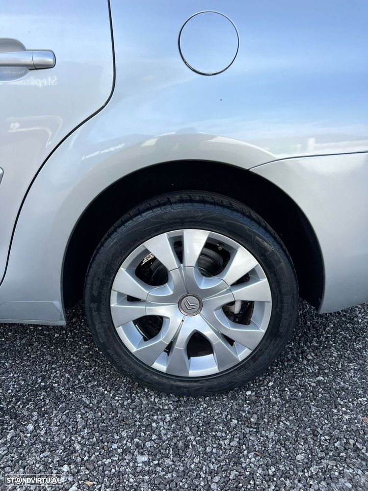 Citroën C4 Grand Picasso - 13