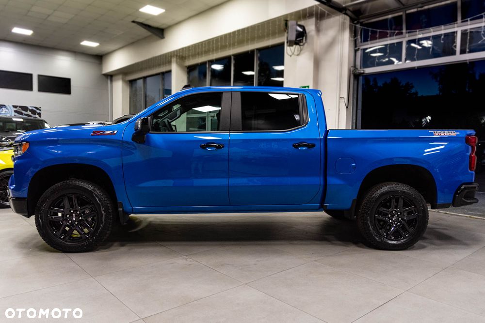 Chevrolet Silverado - 7
