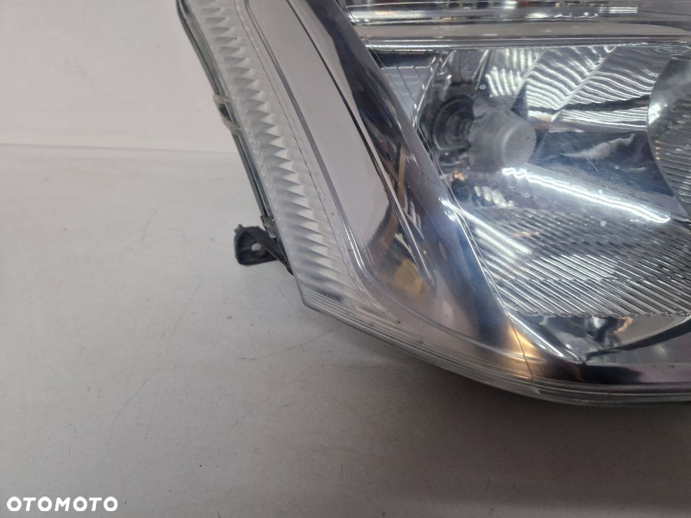 CITROEN C2 9680128180 LAMPA PRAWA PRZÓD PRZEDNIA EU - 7