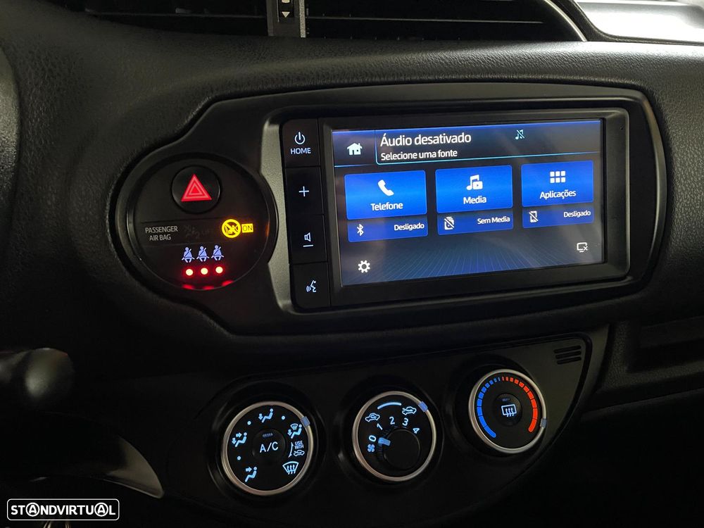 Toyota Yaris 1.0 VVT-i Y20 Club - 12