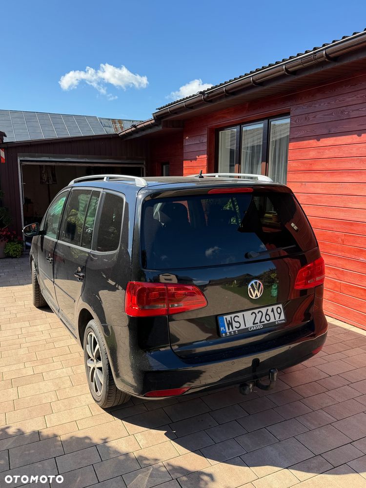 Volkswagen Touran 2.0 TDI DPF Highline DSG - 4