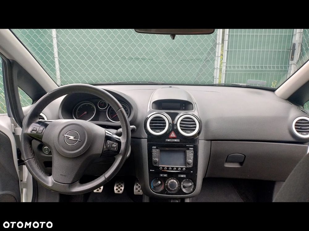 Opel Corsa 1.3 CDTI DPF - 16