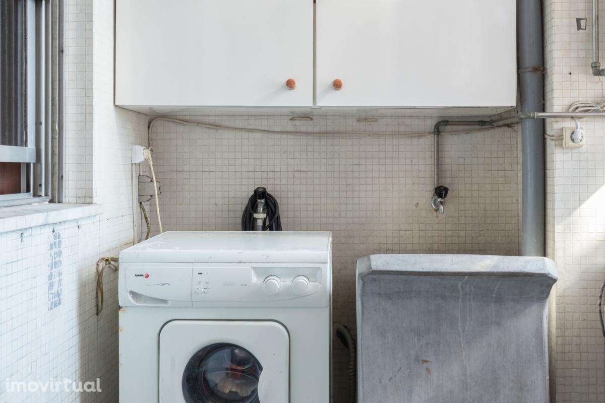 Quarto - localizado em Ramalde Porto - Grande imagem: 5/36