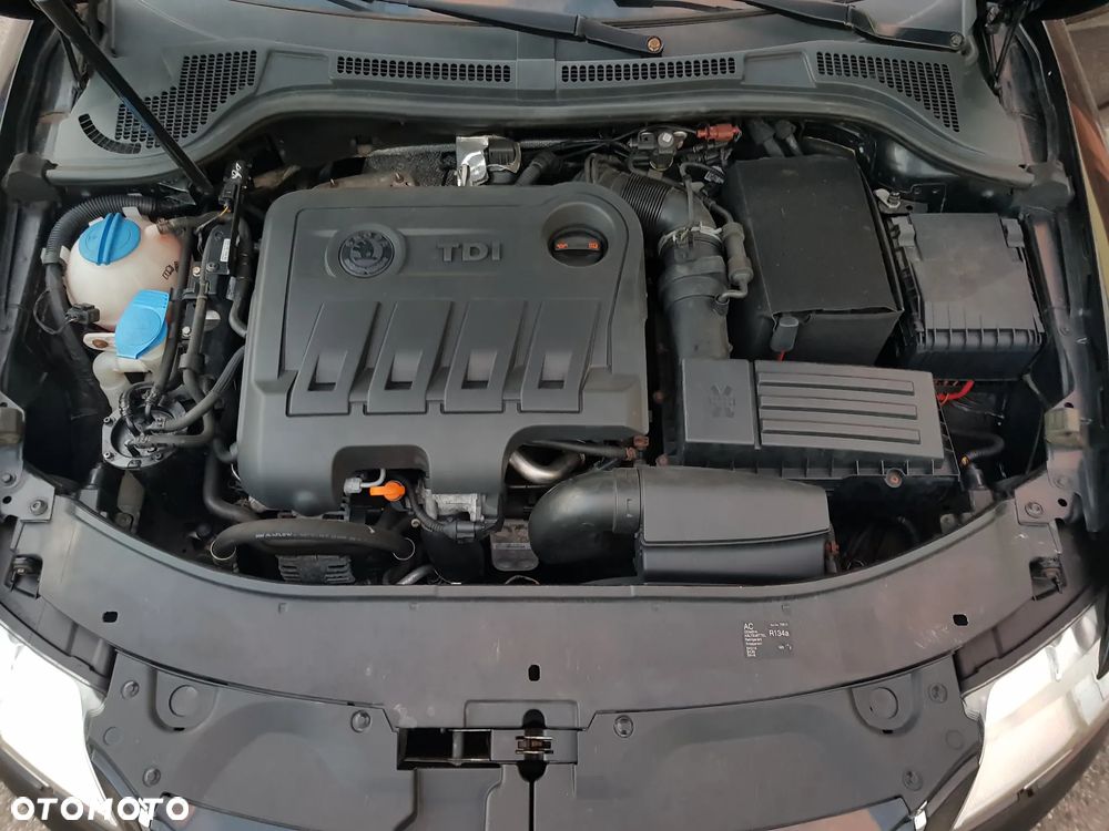Skoda Superb 2.0 TDI Business DSG - 16