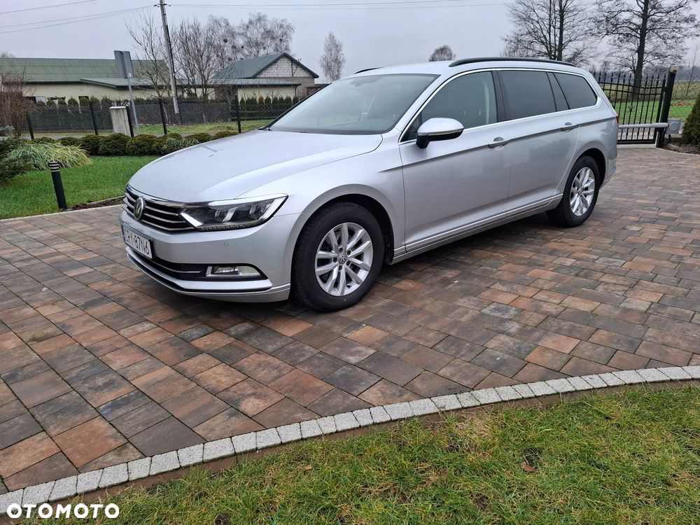 Volkswagen Passat Variant 2.0 TDI EVO Business DSG - 4